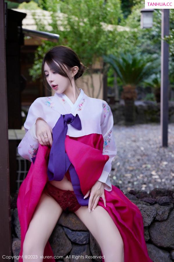 tina_甜仔  [XiuRen]高清写真图 2023.10.18 No.7522 tina_甜仔 济州岛旅拍第20张图片